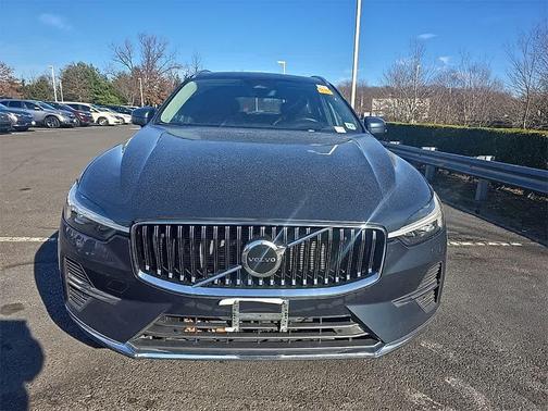 2022 Volvo XC60 B5 Inscription