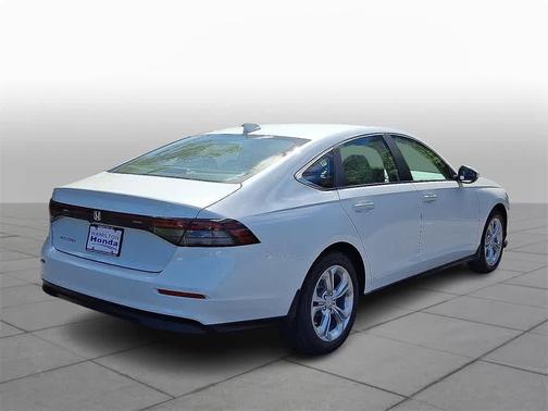 2025 Honda Accord LX 1.5T