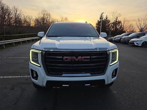 2022 GMC Yukon 4WD AT4