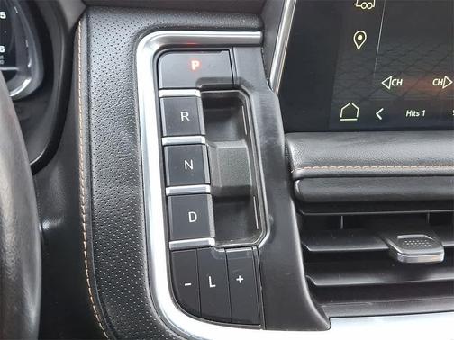 2022 GMC Yukon 4WD AT4