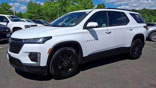 2023 Chevrolet Traverse LS