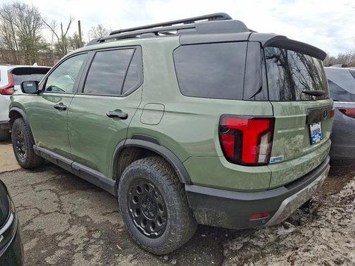 Ash Green Metallic 2026 Honda Passport AWD TrailSport Blackout