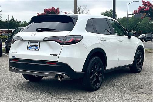 Platinum White Pearl 2024 Honda HR-V Sport