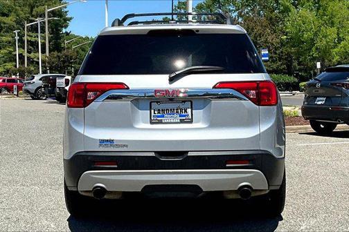 Quicksilver Metallic 2017 GMC Acadia SLT-1