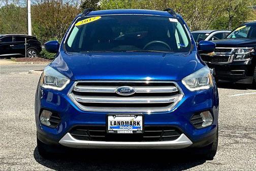 LIGHTNING BLUE METALLIC 2017 Ford Escape SE