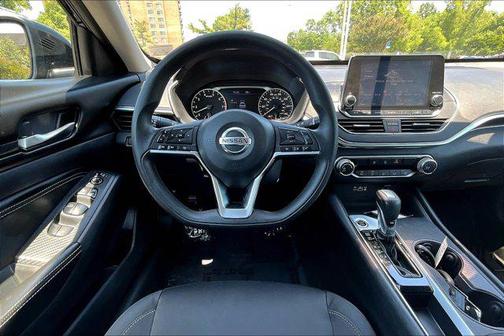 Super Black 2019 Nissan Altima 2.5 S