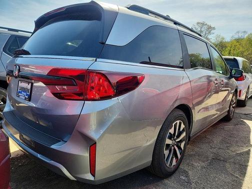 Solar Silver Metallic 2026 Honda Odyssey EX-L