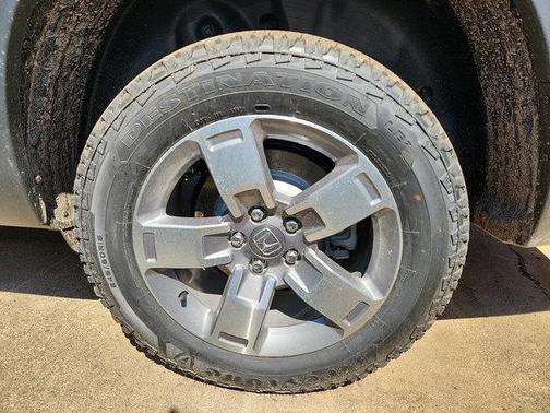 Crystal Black Pearl 2026 Honda Ridgeline RTL
