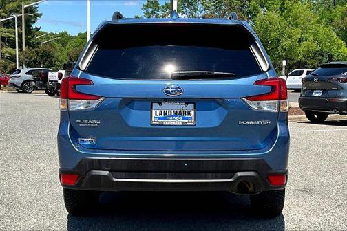 Horizon Blue Pearl 2022 Subaru Forester Premium