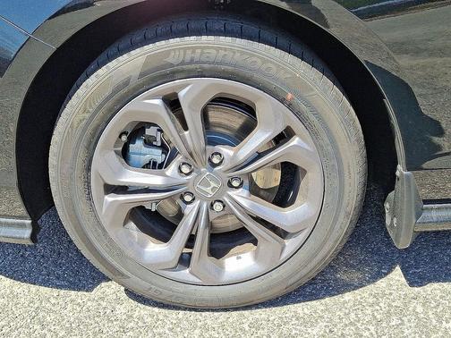 Crystal Black Pearl 2026 Honda Accord Hybrid EX-L