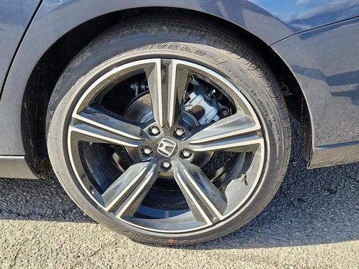 Canyon River Blue Metallic 2026 Honda Accord SE