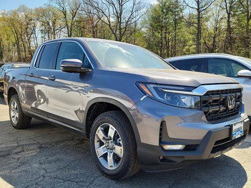 Modern Steel Metallic 2026 Honda Ridgeline RTL
