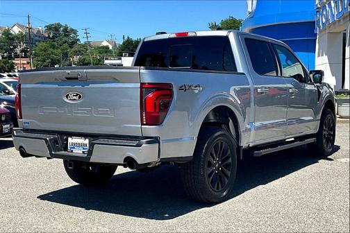 ICONIC SILVER METALLIC 2025 Ford F-150 Lariat