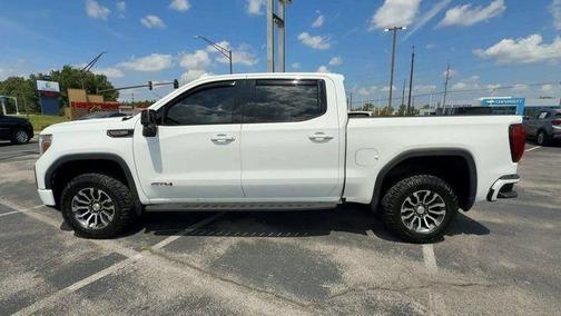 Summit White 2022 GMC Sierra 1500 Limited AT4