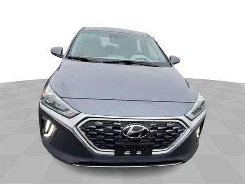 2020 Hyundai IONIQ Plug-In Hybrid SE