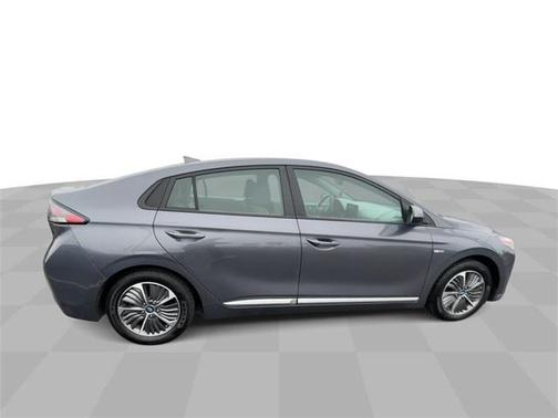 2020 Hyundai IONIQ Plug-In Hybrid SE