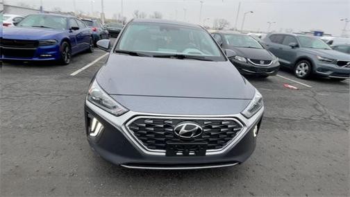 2020 Hyundai IONIQ Plug-In Hybrid SE