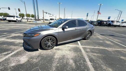 Predawn Gray Mica 2023 Toyota Camry SE