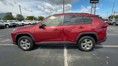 Pearl 2022 Toyota RAV4 Hybrid XLE