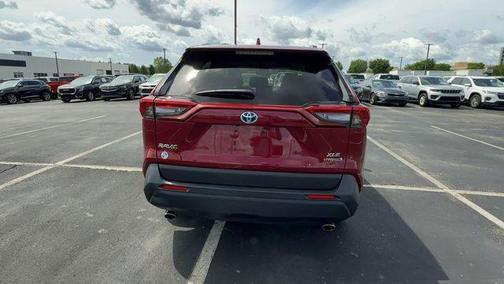 Pearl 2022 Toyota RAV4 Hybrid XLE