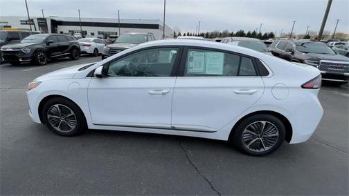 2021 Hyundai IONIQ Plug-In Hybrid SEL