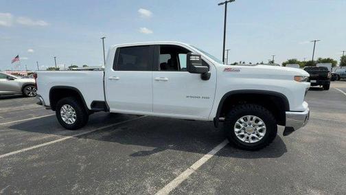 Summit White 2025 Chevrolet Silverado 2500 LT