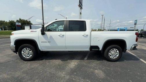 Summit White 2025 Chevrolet Silverado 2500 LT