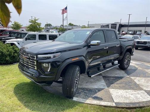 2025 GMC Canyon Denali