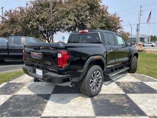 2025 GMC Canyon Denali