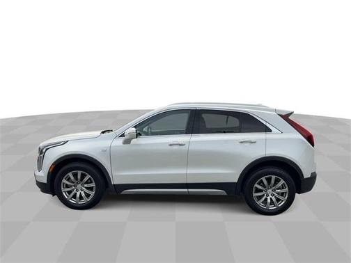 2022 Cadillac XT4 Premium Luxury