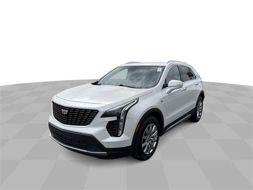 2022 Cadillac XT4 Premium Luxury