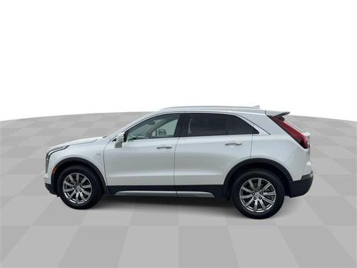 2022 Cadillac XT4 Premium Luxury