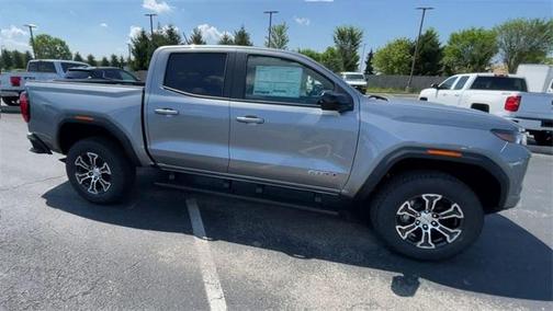 2025 GMC Canyon AT4
