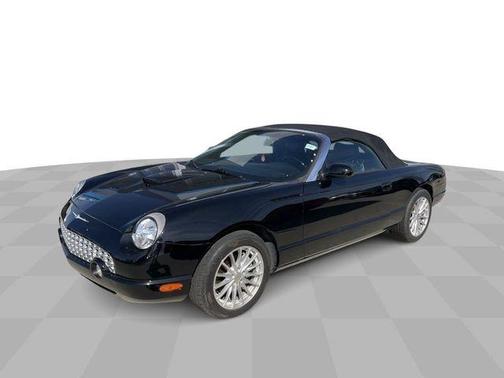 2004 Ford Thunderbird 