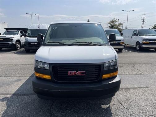 2025 GMC Savana 2500 Work Van