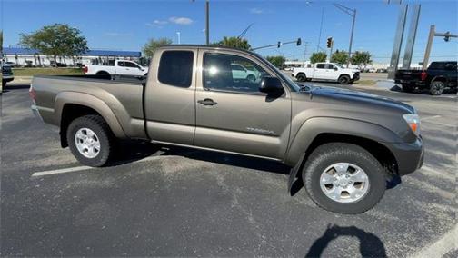 2014 Toyota Tacoma Base