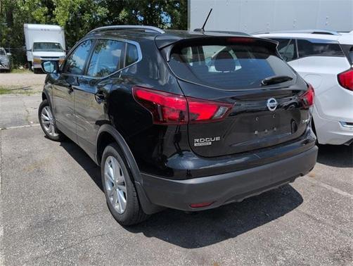 2017 Nissan Rogue Sport SV