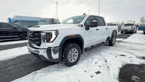 Summit White 2024 GMC Sierra 2500 Pro