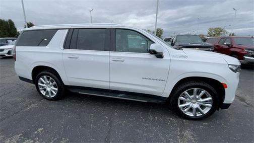 2023 Chevrolet Suburban High Country