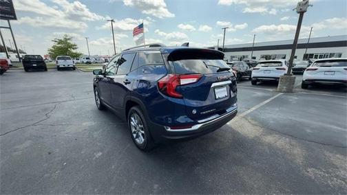 2022 GMC Terrain SLT