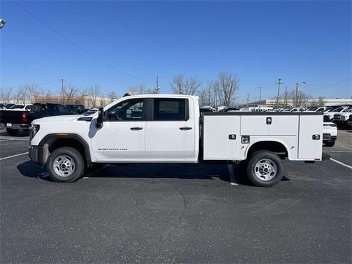 2024 GMC Sierra 2500 Pro