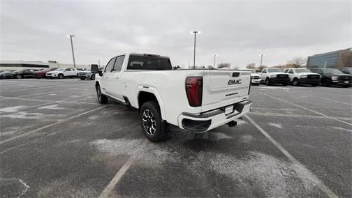 2024 GMC Sierra 2500 AT4