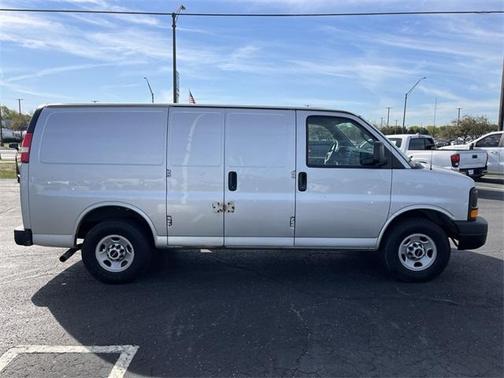 2016 GMC Savana 2500 Work Van