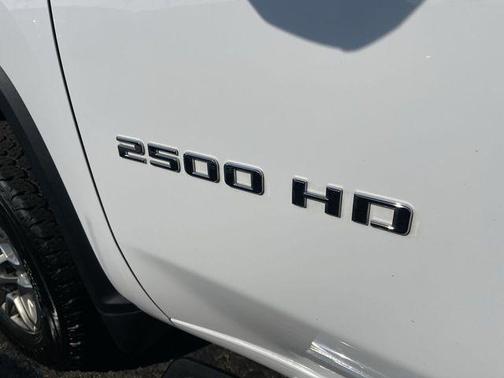 2024 Chevrolet Silverado 2500 LT