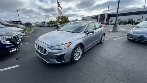 2020 Ford Fusion SE