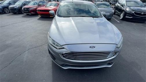 2020 Ford Fusion SE