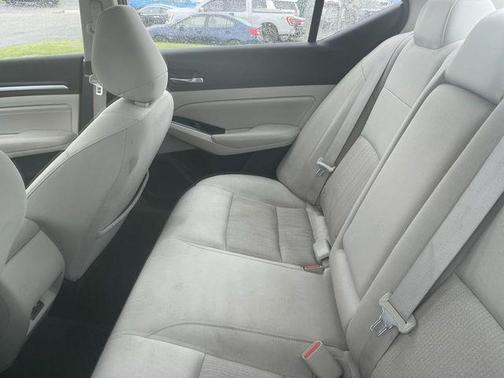Scarlet Ember 2022 Nissan Altima 2.5 SV