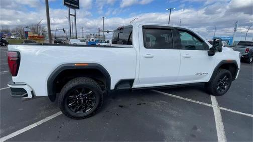 2024 GMC Sierra 2500 AT4