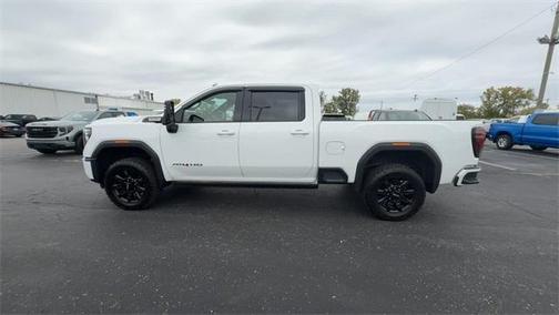 2024 GMC Sierra 2500 AT4