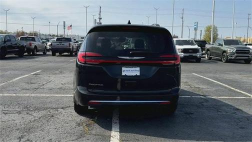 2021 Chrysler Pacifica Touring